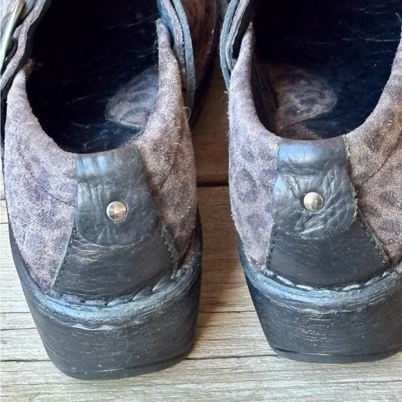 Born Leather Animal Print Black Gray Comfort Slip On Shoes Sz 9.5M - Picture 3 of 7